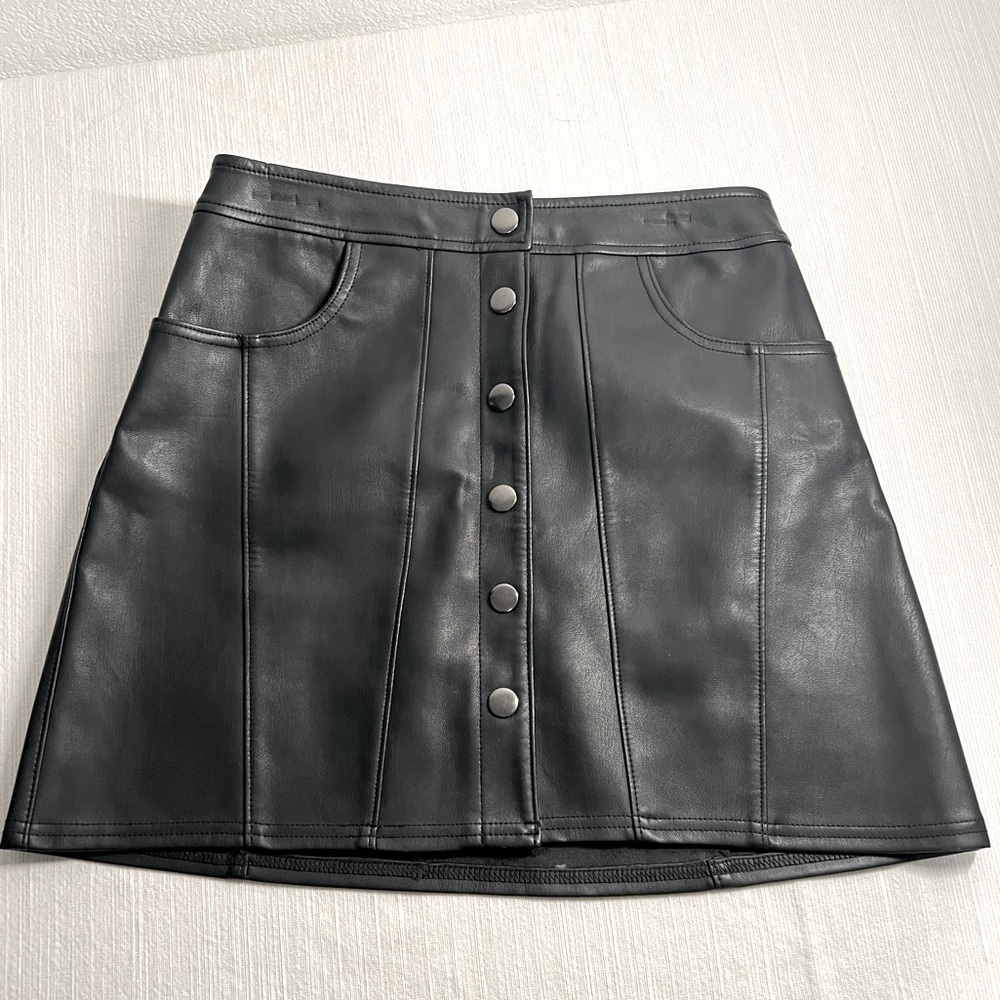 Express Vegan Leather Button Mini Skirt 😍